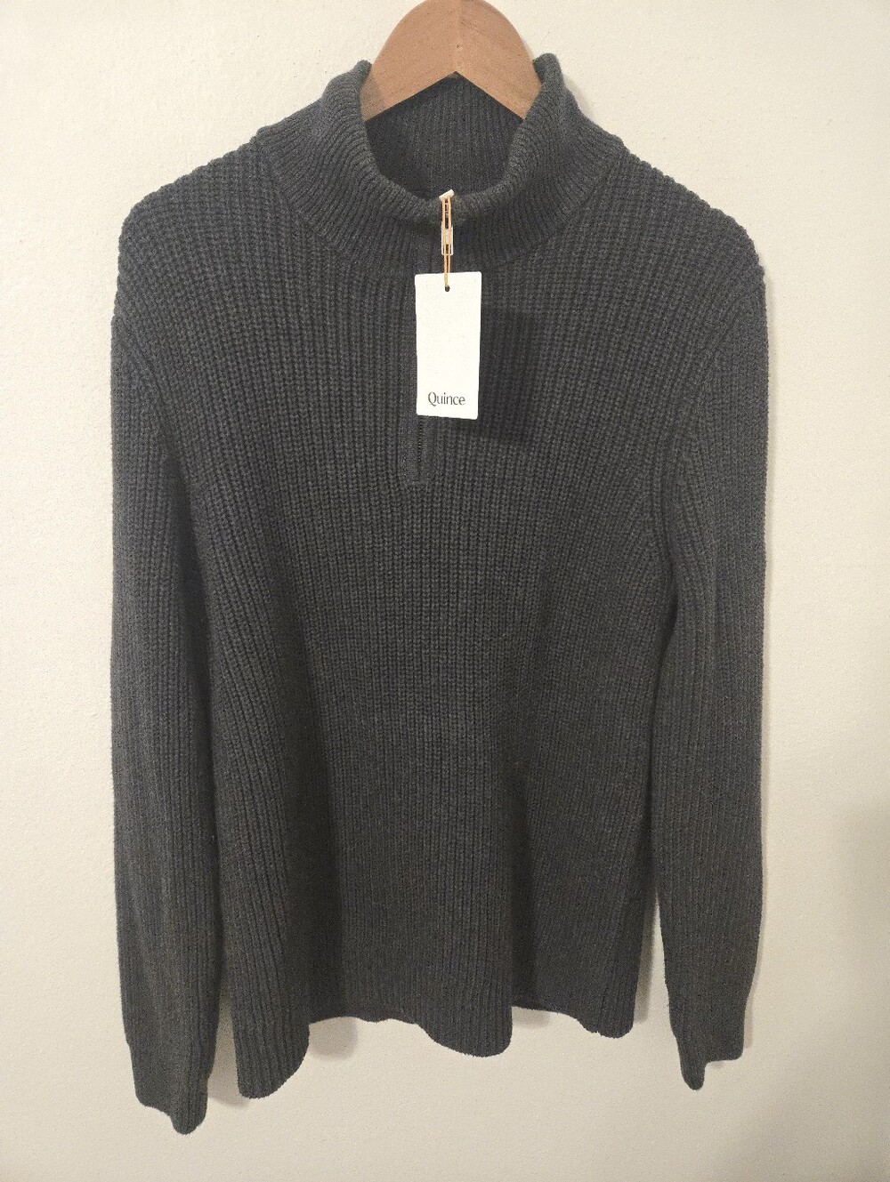 NWT Quince Turtleneck Sweater 100% Organic Cotton Mens Medium Dark Gray